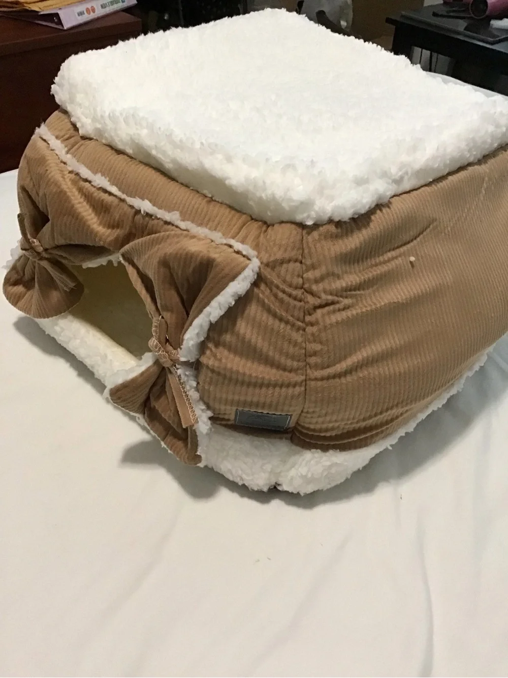 Cat Bed with Curtains, Cat Hideout, Cat Cave, Foldable Cat Bed, Tan,Size M